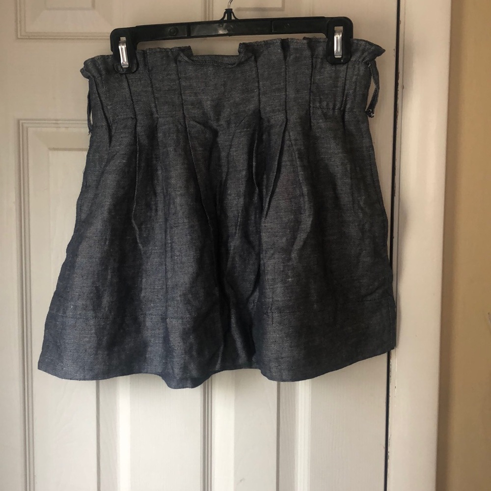 Grey skirt